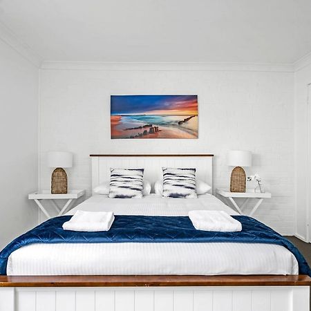 Husky 56 Beachfront Villa'S - Great Location On The Beach Huskisson Extérieur photo