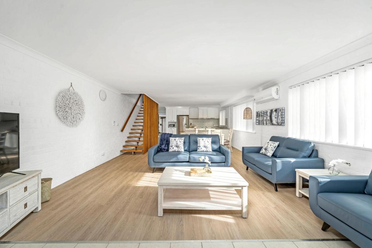Husky 56 Beachfront Villa'S - Great Location On The Beach Huskisson Extérieur photo
