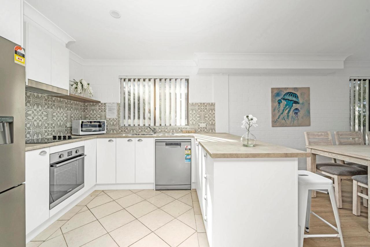 Husky 56 Beachfront Villa'S - Great Location On The Beach Huskisson Extérieur photo