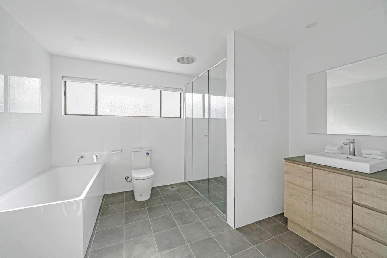 Husky 56 Beachfront Villa'S - Great Location On The Beach Huskisson Extérieur photo